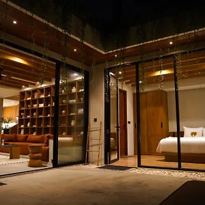 Urban Retreat 3br Family Friendly Wcook Villa